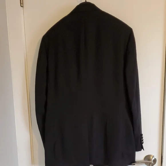Brooks Brothers Elegant Black Tuxedo